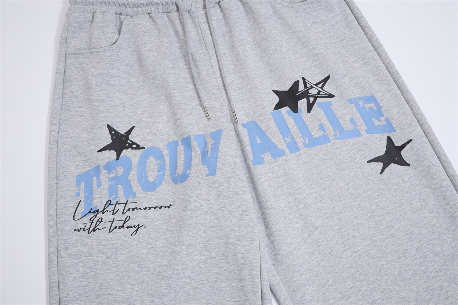 Wide-Leg Sweatpants with Plaid Waistband & Star Print – Trouvaille Graphic