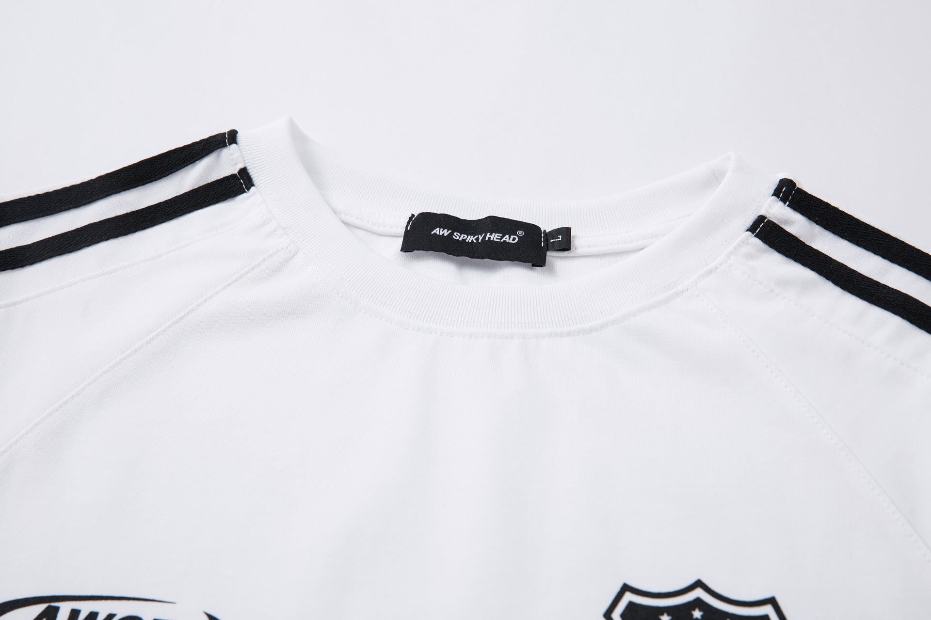 T-shirt à manches longues style football AWSPIKYHEAD – Col rond à rayures