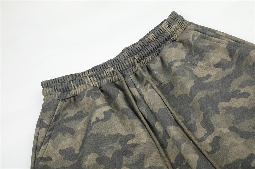 Men's Cargo Camo Pants Wide-Leg Baggy Fit with Script Print & Multi-Pocket