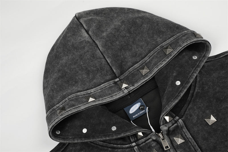 Sudadera con cremallera y lavado ácido con tachuelas piramidales – Estilo heavy metal extragrande