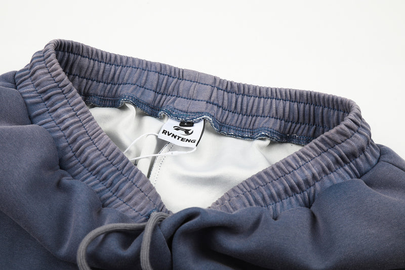 Pantalon de survêtement à jambes larges avec broderies graffiti signature et numéro 26