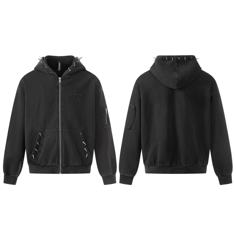 Hoodie zippé noir délavé, clous métalliques argentés le long de la capuche et des poches avant, vues avant et arrière