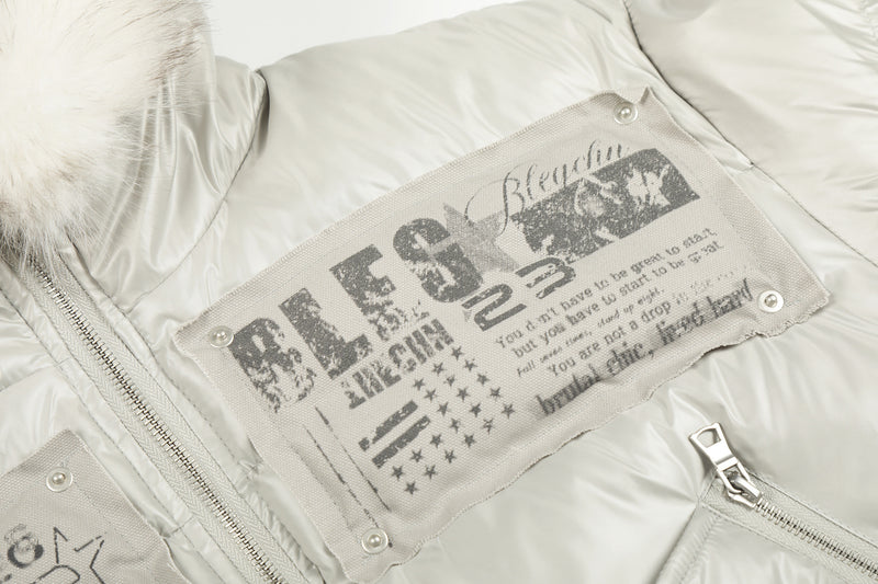 Blouson bomber matelassé court à col en fourrure – Manteau d’hiver à capuche et écussons graphiques