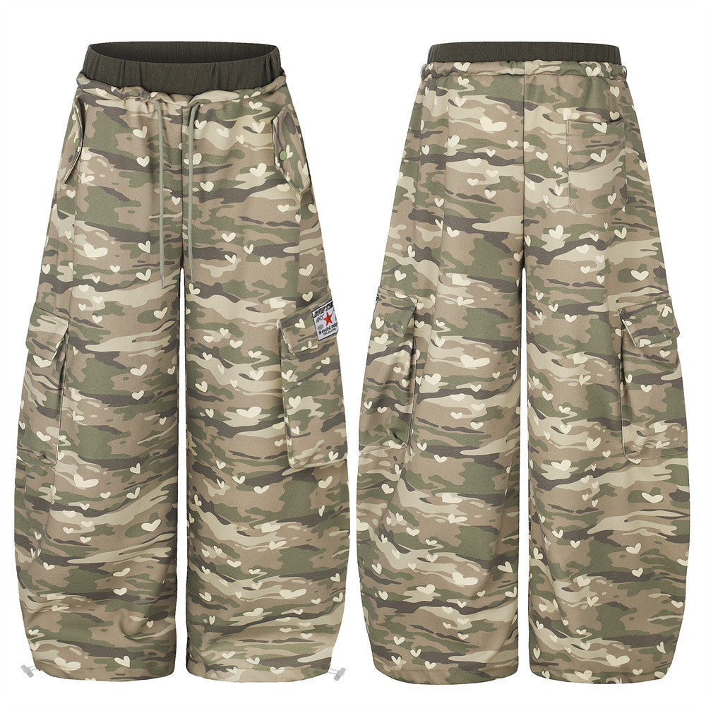Men's Camouflage Cargo Pants – Wide-Leg Heart Print Camo Baggy Trousers