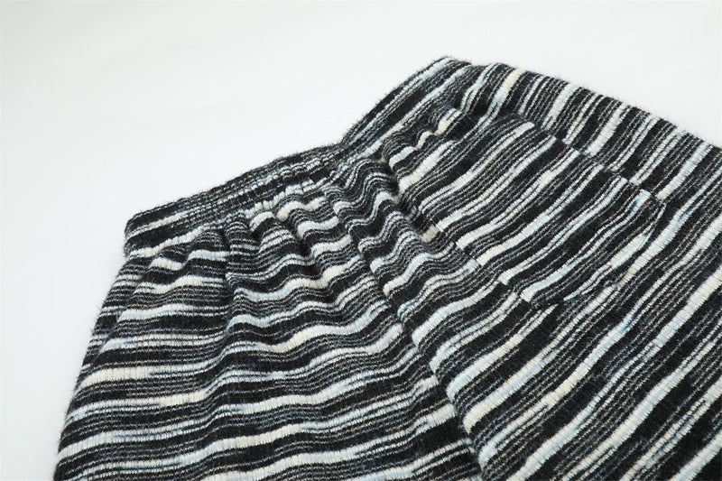 Wide-Leg Striped Cargo Pants – Relaxed Fit Multi-Pocket Streetwear Trousers