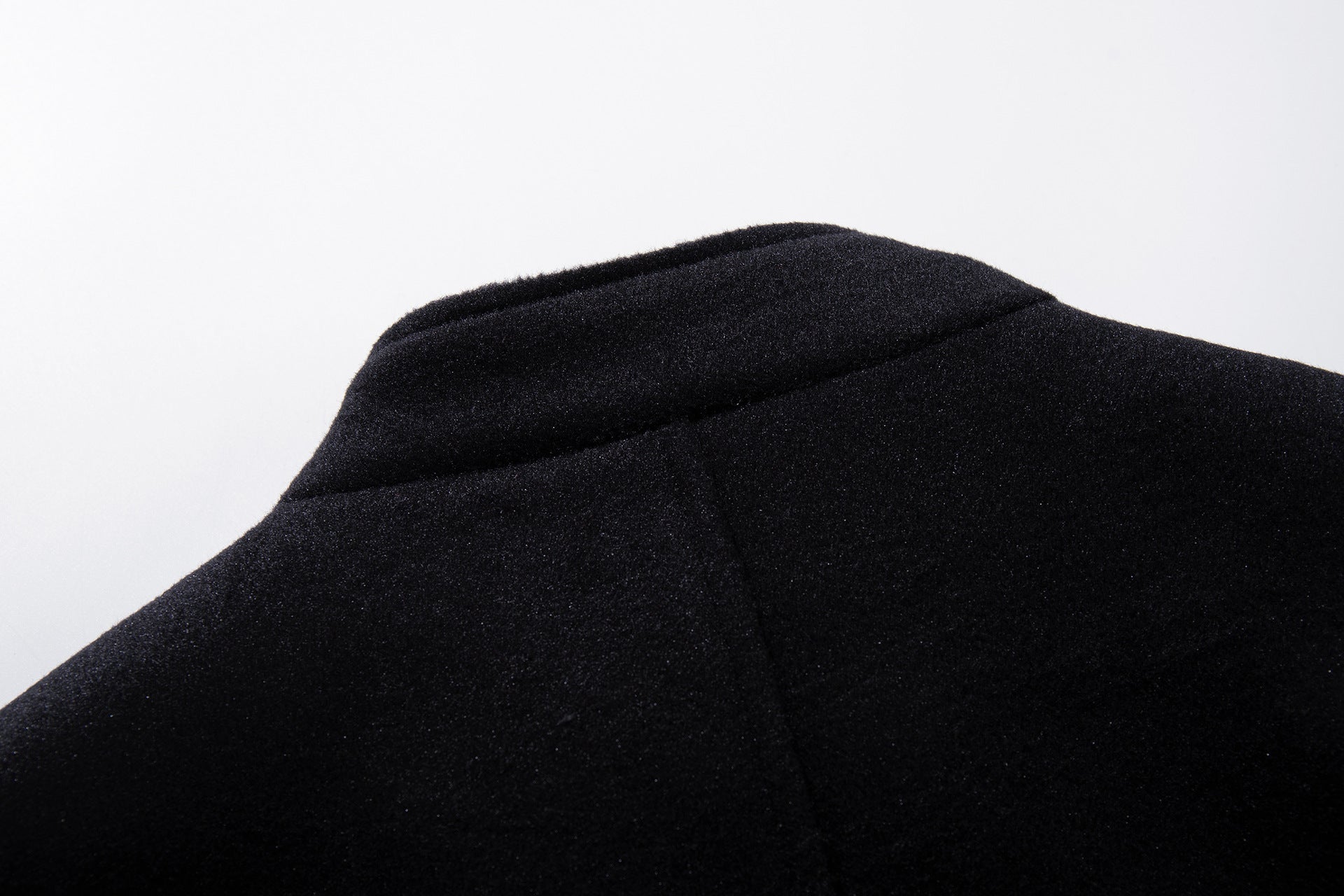 Jacke aus Wollmix mit Stehkragen, Knopfleiste & Gürtelabschluss