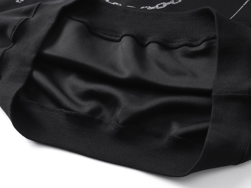 Sudadera oversize gruesa con estampado gótico de cadenas y cruces