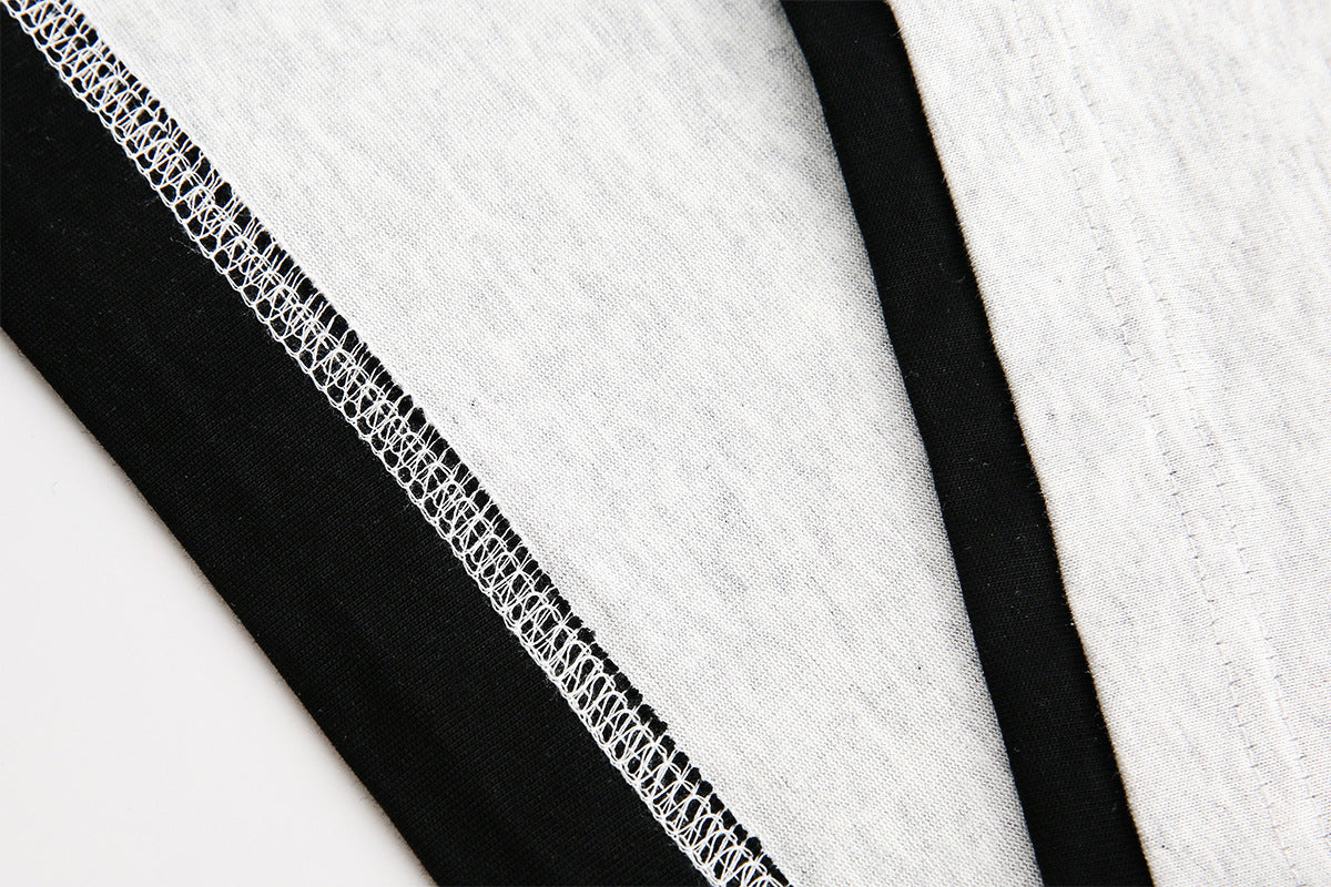 T-shirt graphique manches longues avec col zippé à rivets – Imprimé Black Energy CHN