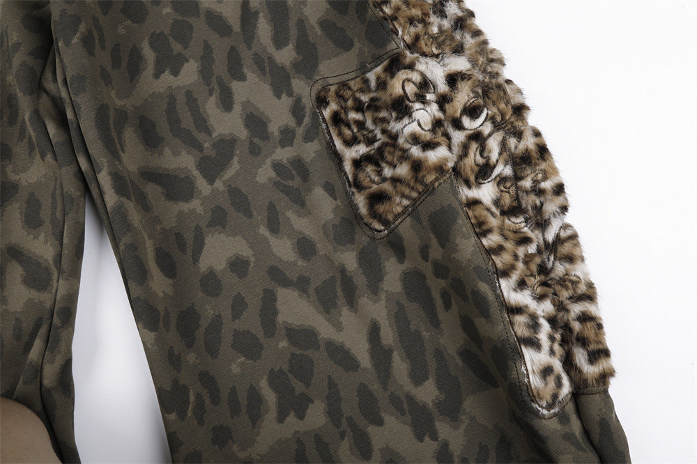 Wide-Leg Leopard Print Sweatpants with Faux Fur Cargo Pocket – Men's Relaxed Fit