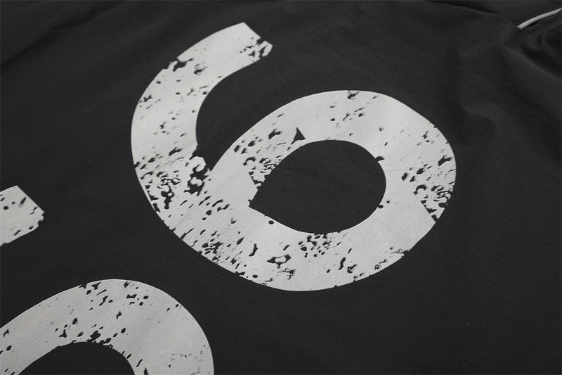 Veste de survêtement noire avec imprimé licorne ailée et motif graphique numéro 66