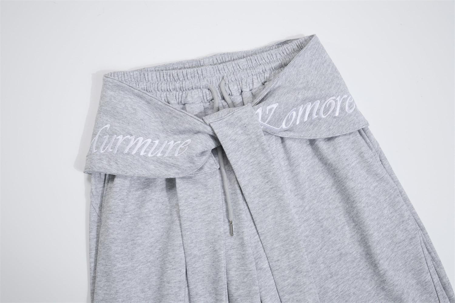 Wide-Leg-Sweathose mit Umschlagbund und Bindegürtel