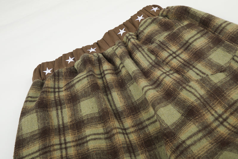 Plaid Wide-Leg Pants with Star Waistband – Oversized Retro Streetwear Trousers