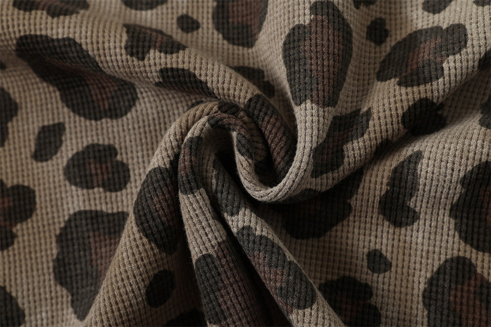 Leopard Print Long-Sleeve Polo Shirt – Relaxed Fit Streetwear Top