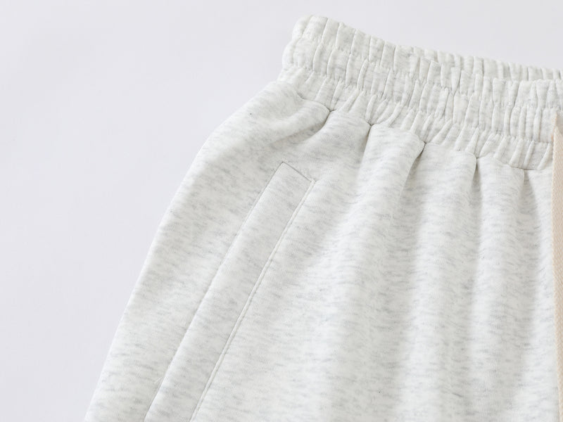 Pantalon de survêtement à jambes larges avec graphisme croix gothique – Jogger droit en molleton