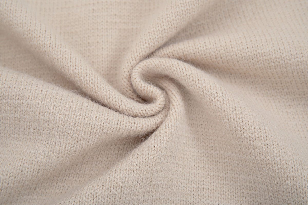 Zopfstrickpullover mit Dackel-Stickerei – Pullover mit Streifenbesatz