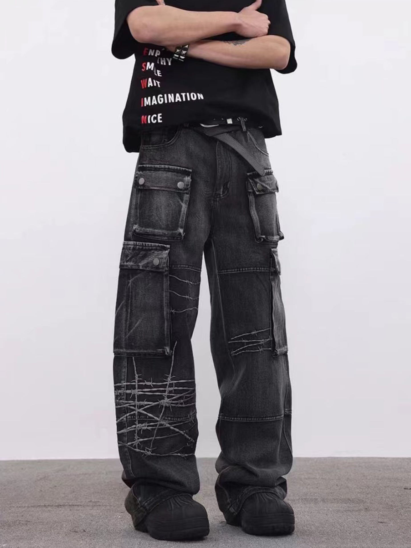 Wide-Leg Cargo Jeans with Barbed Wire Embroidery – Baggy Streetwear Denim