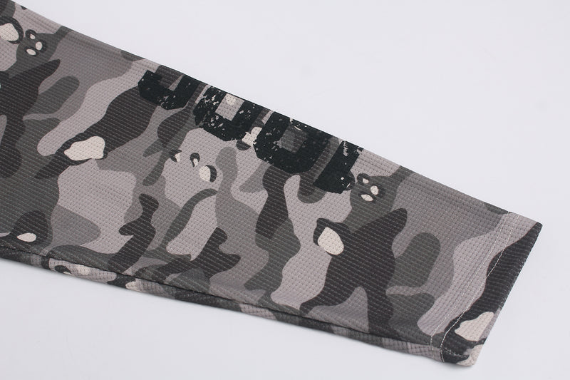 T-shirt raglan gaufré à manches longues avec manches camouflage — Do Your Thing 1996