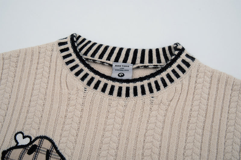 Zopfstrickpullover mit Dackel-Stickerei – Pullover mit Streifenbesatz