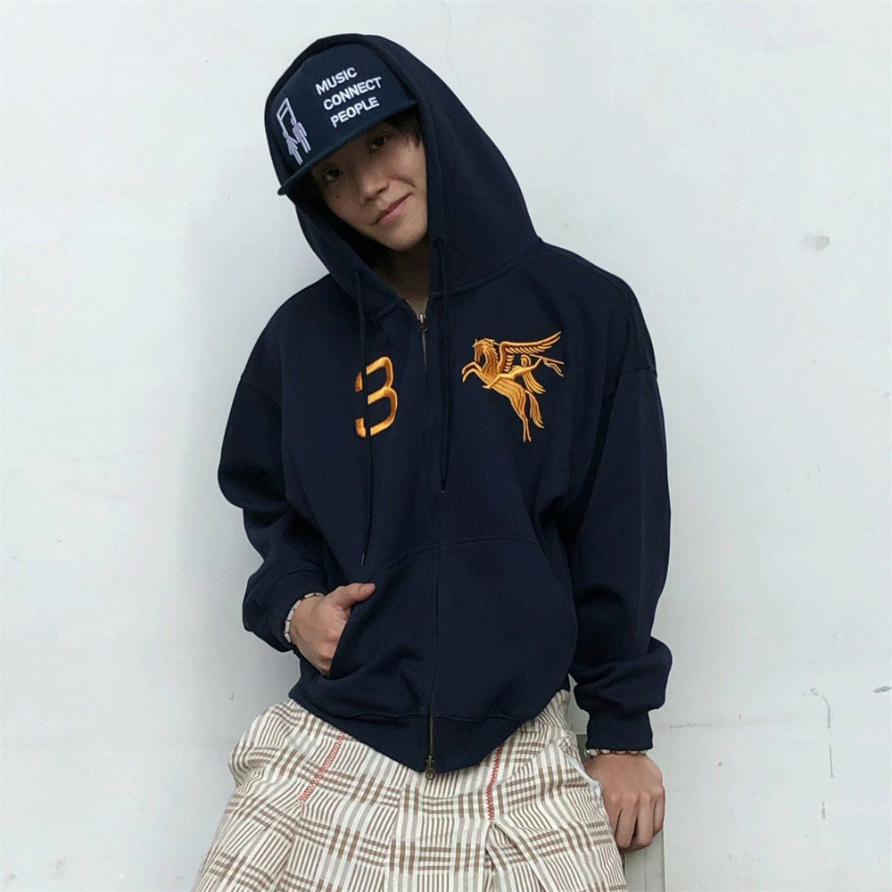 Hoodie zippé brodé Pegasus avec numéro 3, en coloris bleu marine et jaune