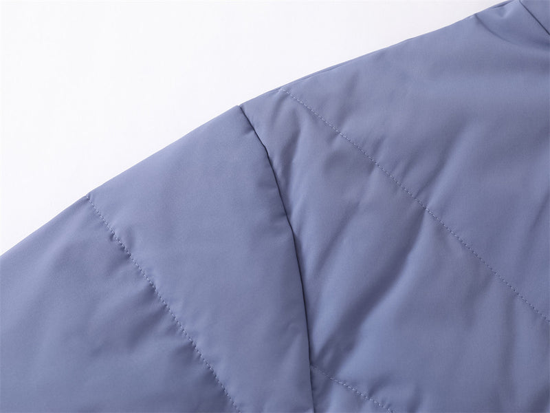 Doudoune oversize – Col montant, matelassage chevron et zip intégral, bleu