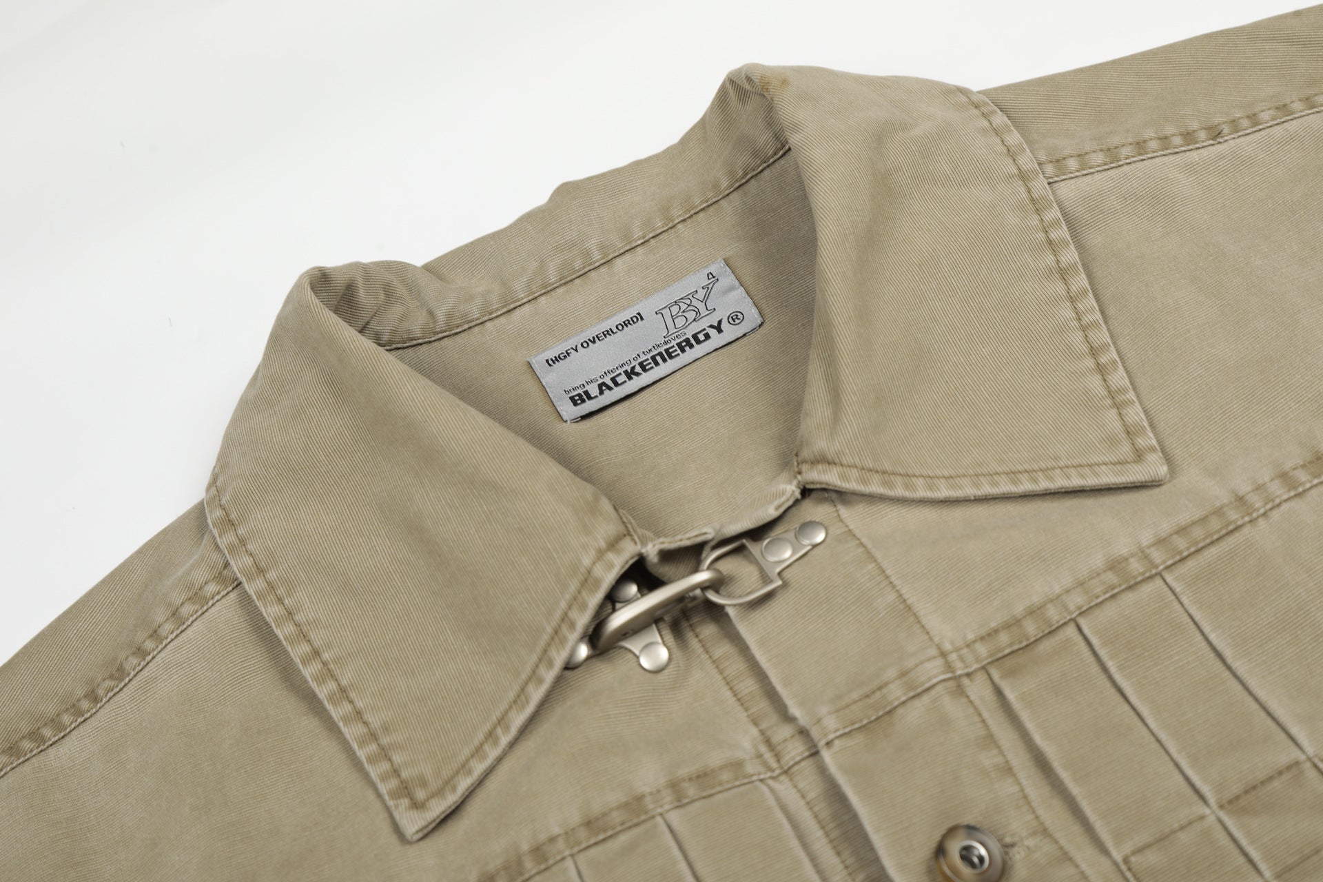 Veste en jean délavée vintage à clips mousqueton – Style trucker workwear