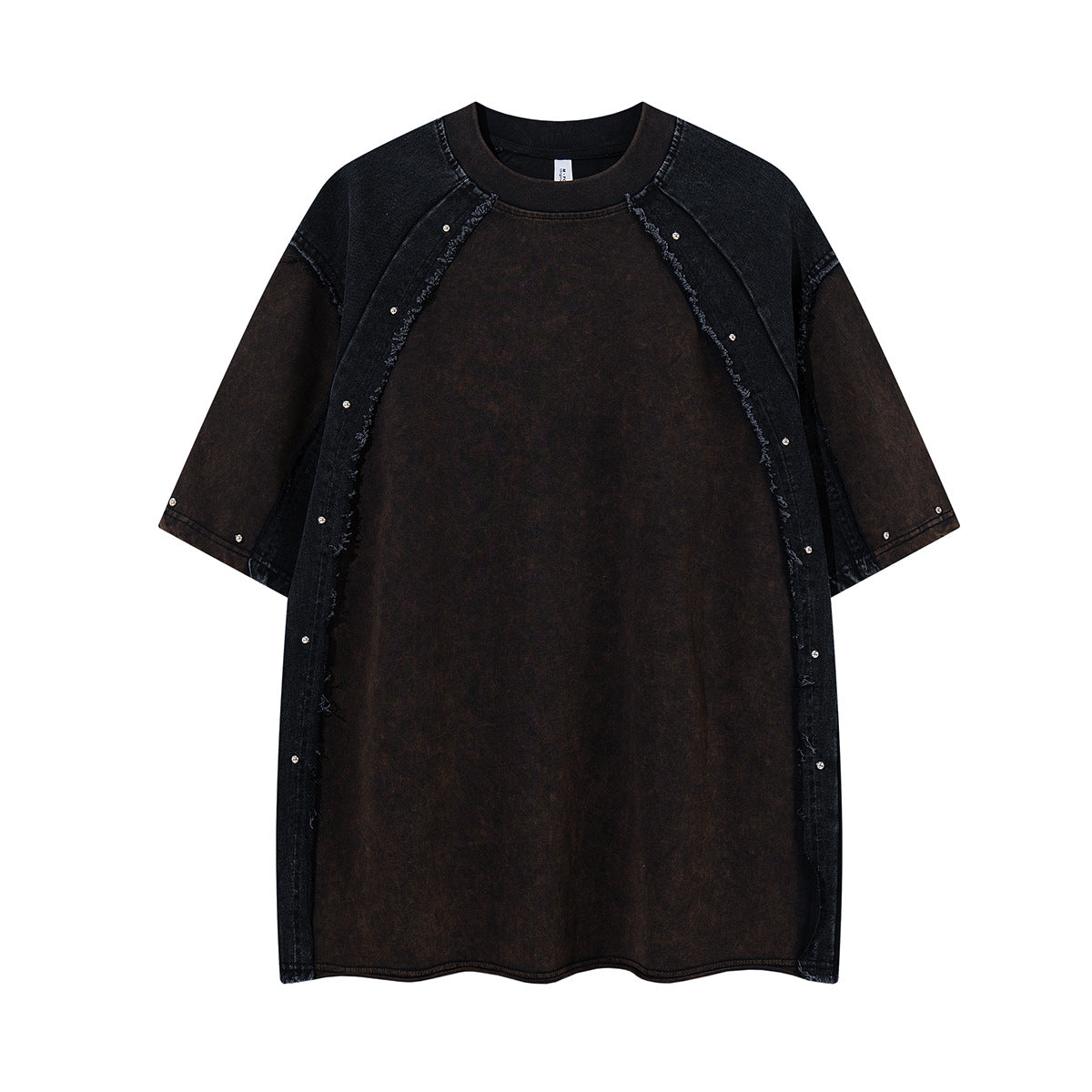 T-shirt patchwork raglan délavé à l’acide, coutures à bords bruts et détails rivetés