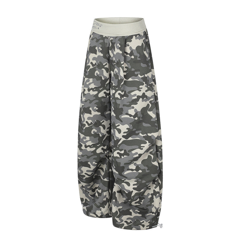 Men's Relaxed Fit Camo Wide-Leg Pants with Elastic Waistband & Ruched Hem