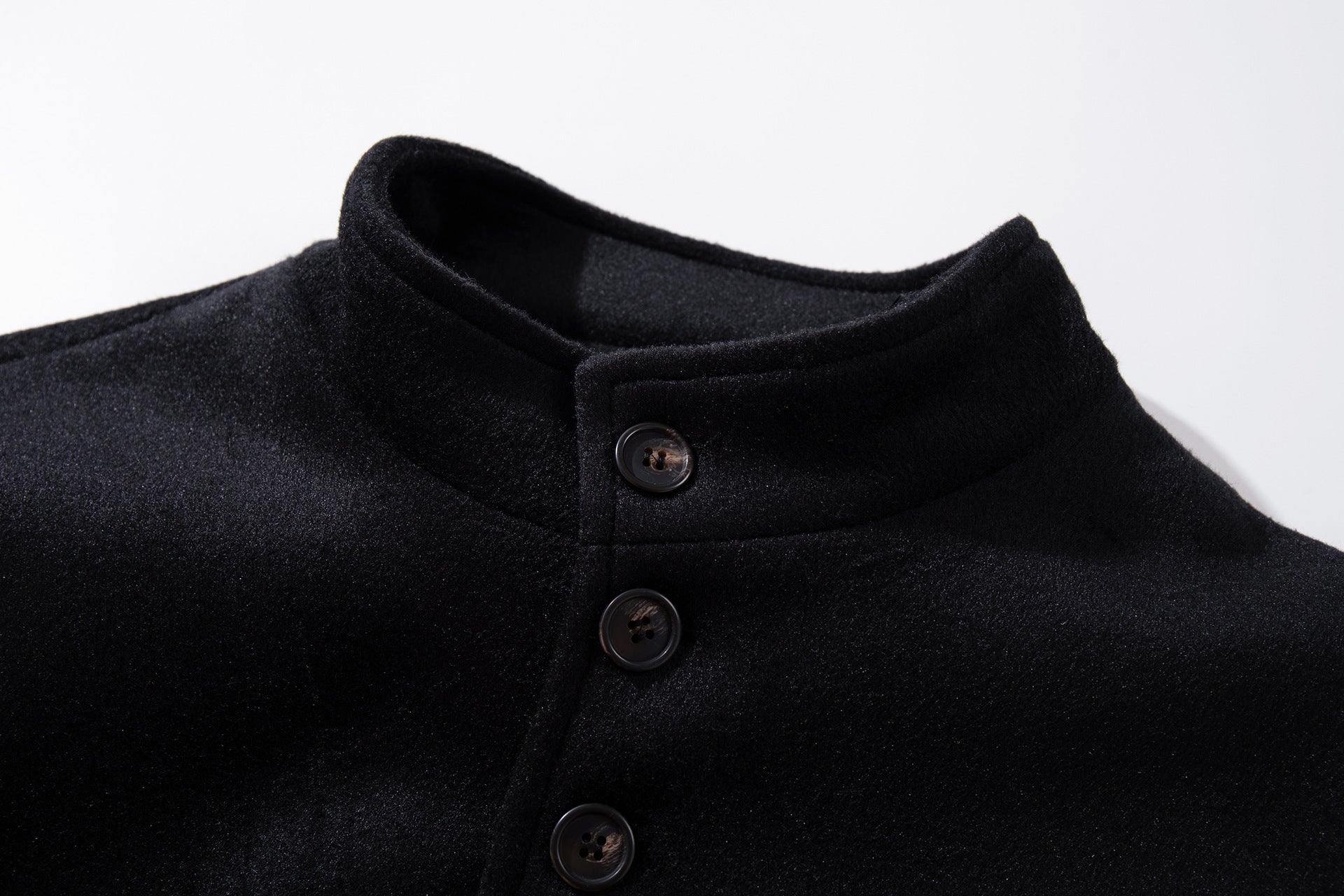 Jacke aus Wollmix mit Stehkragen, Knopfleiste & Gürtelabschluss