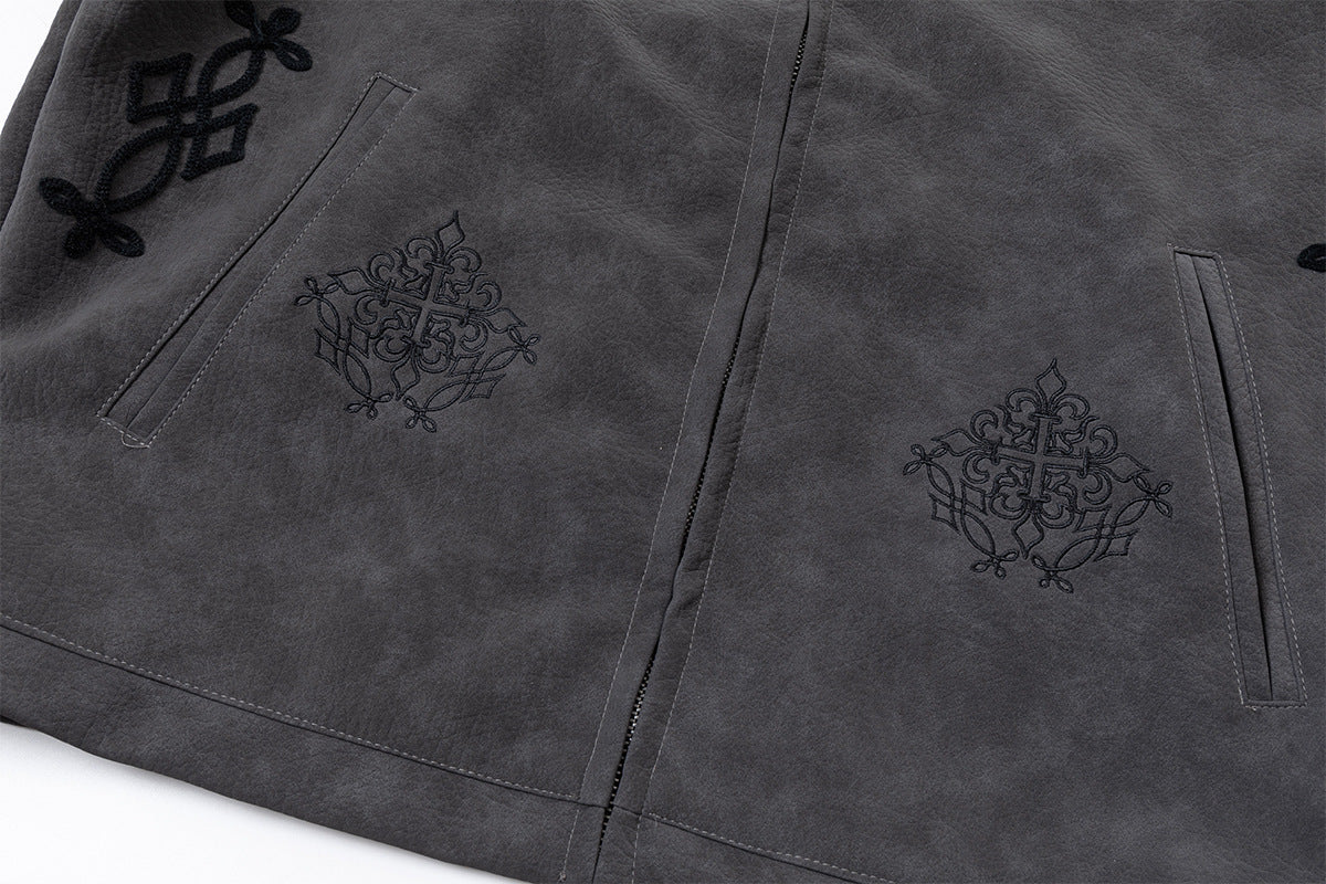 Veste en cuir oversize courte à broderies gothiques – Style moto américain rétro