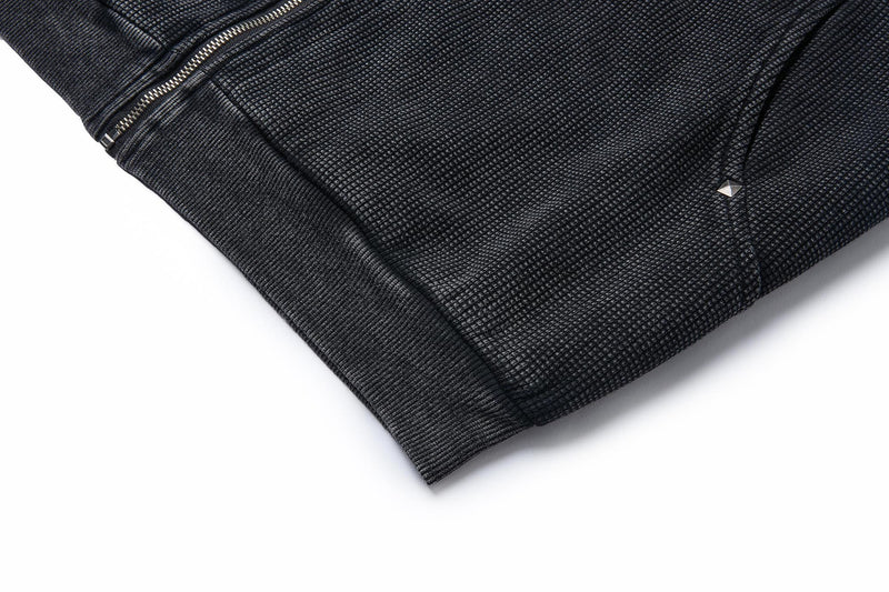 Blouson bomber en maille gaufrée délavée à l’acide avec rivets métalliques