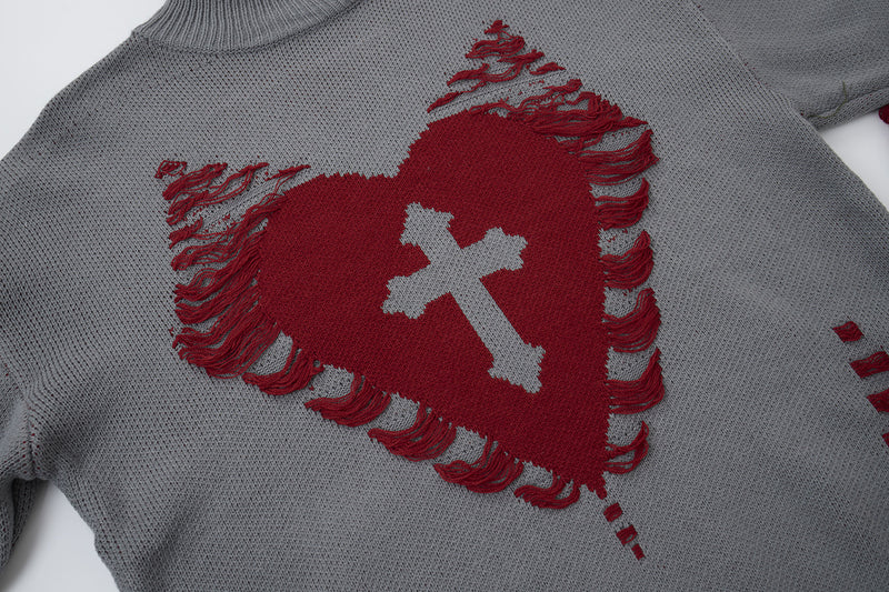Pull à col montant Cross Heart en maille délavée – Jacquard gothique sombre à franges