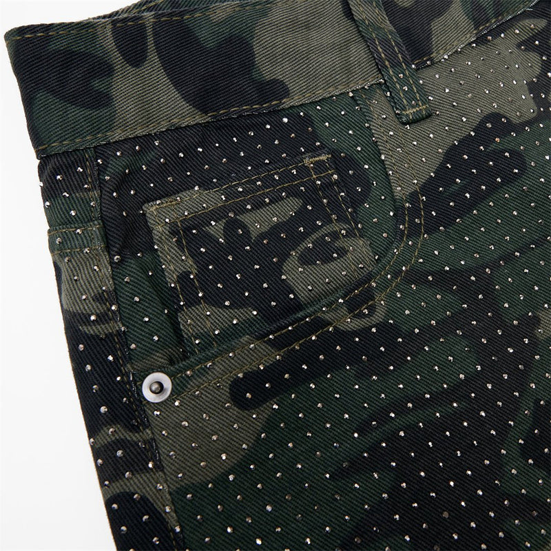 Camo-Hose mit weitem Bein und durchgehendem Strassdetail