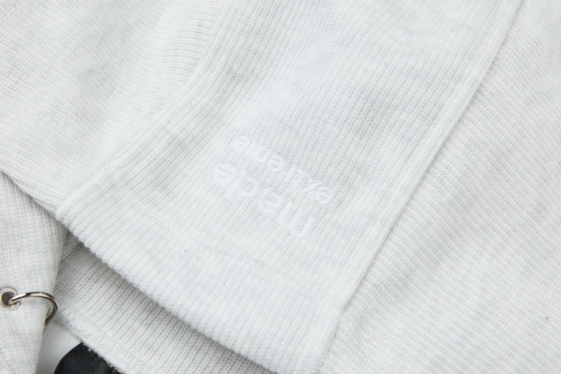 Sweat à capuche court zippé – Sweat intégralement zippé à manches raglan côtelées