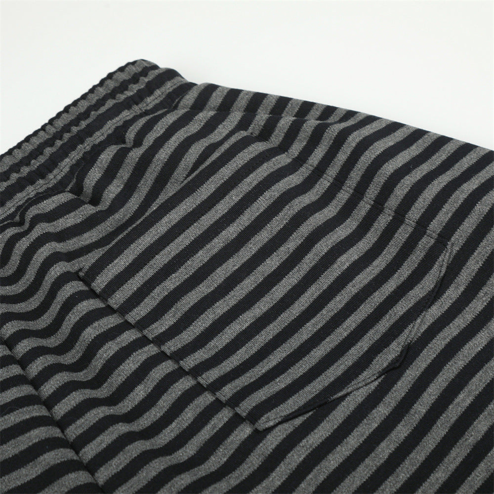 Wide-Leg Cargo Sweatpants with Striped Contrast Waistband – Men's Relaxed Fit