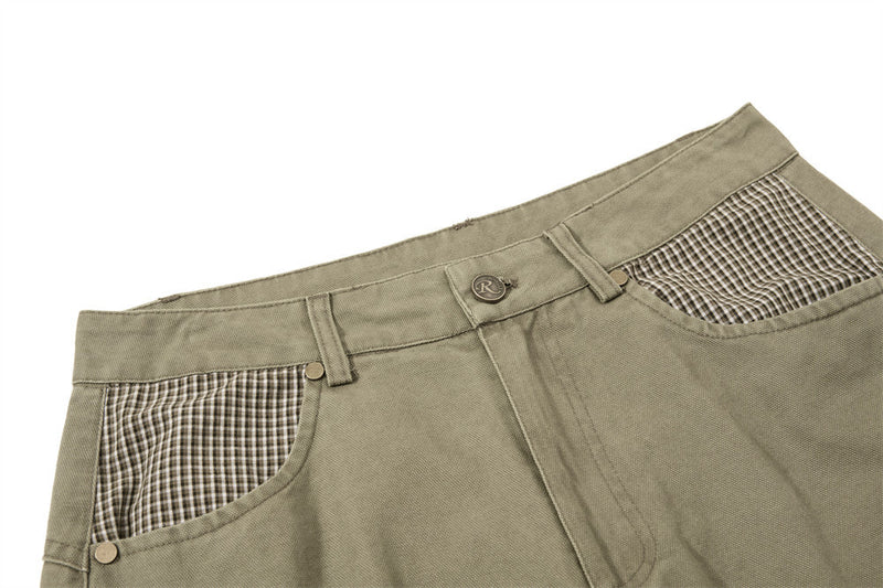 Wide-Leg Cargo Pants – Star Patch, Plaid Detail & Multi-Pocket Baggy Fit