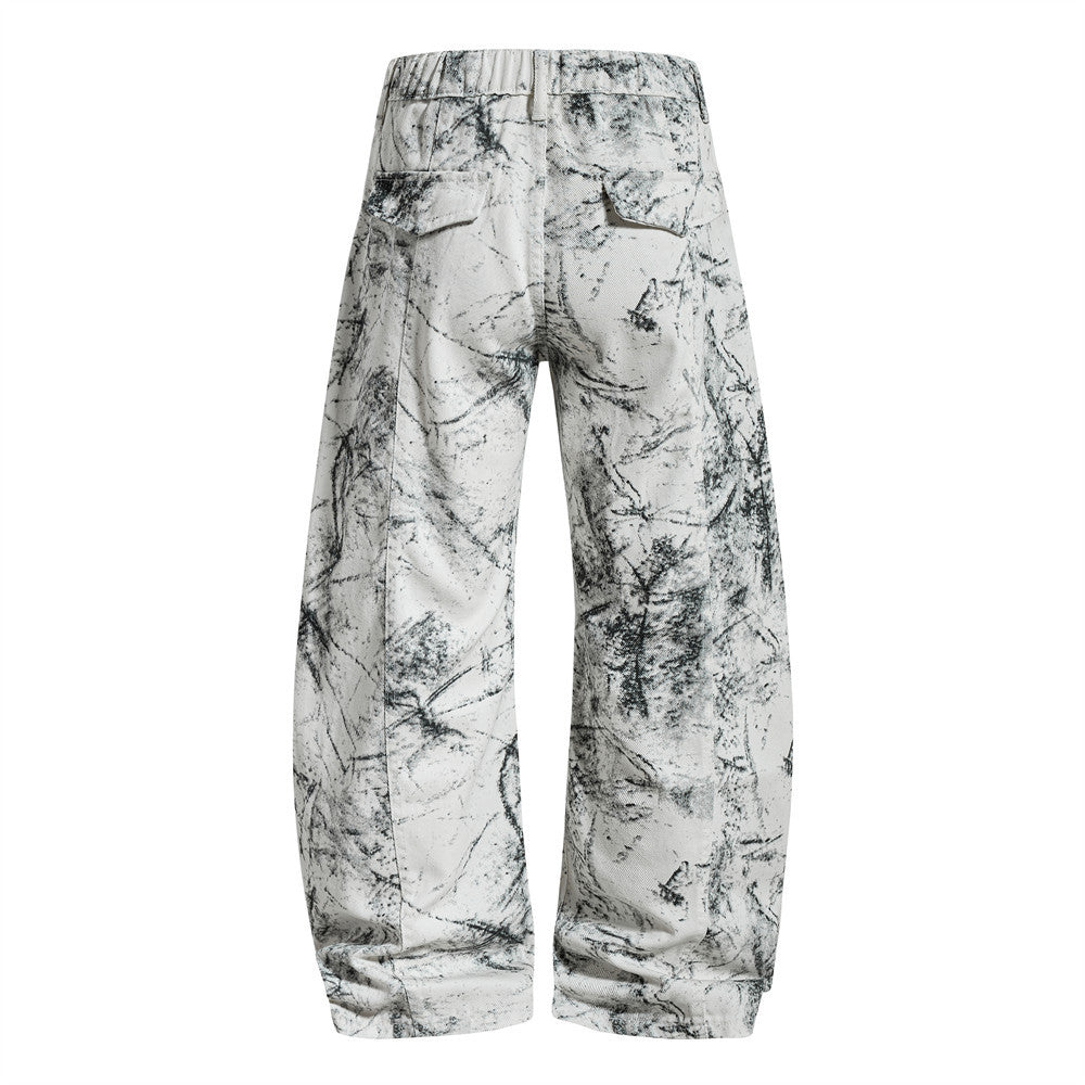 Hose mit weitem, geschwungenem Bein – Ink-Wash-Print, Falten und lockere Baggy-Passform