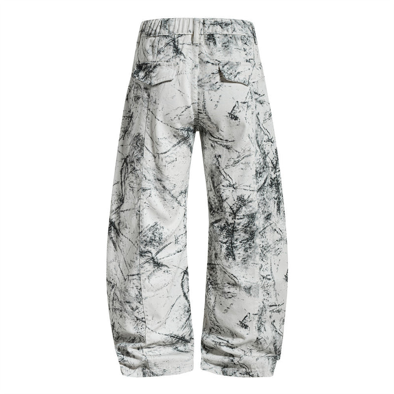 Hose mit weitem, geschwungenem Bein – Ink-Wash-Print, Falten und lockere Baggy-Passform