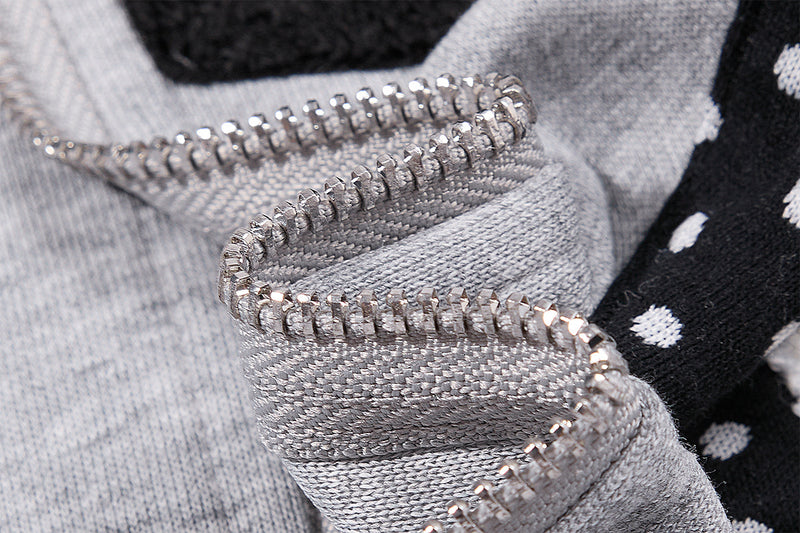 Sweat zippé gothique avec écusson chat brodé, ailes d’ange et capuche à oreilles de chat