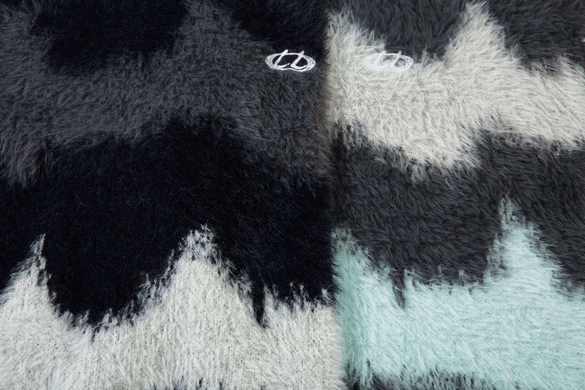 Pull en maille pelucheuse à motif vague abstrait – Modèle oversize