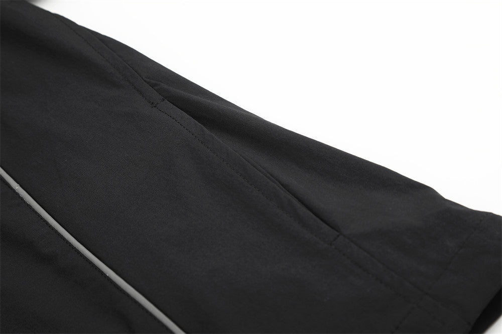 Veste de survêtement noire avec imprimé licorne ailée et motif graphique numéro 66