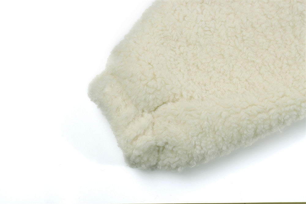 Sherpa-Fleece-Zip-Hoodie-Jacke mit Schriftgrafik auf dem Rücken und Tunnelzugsaum
