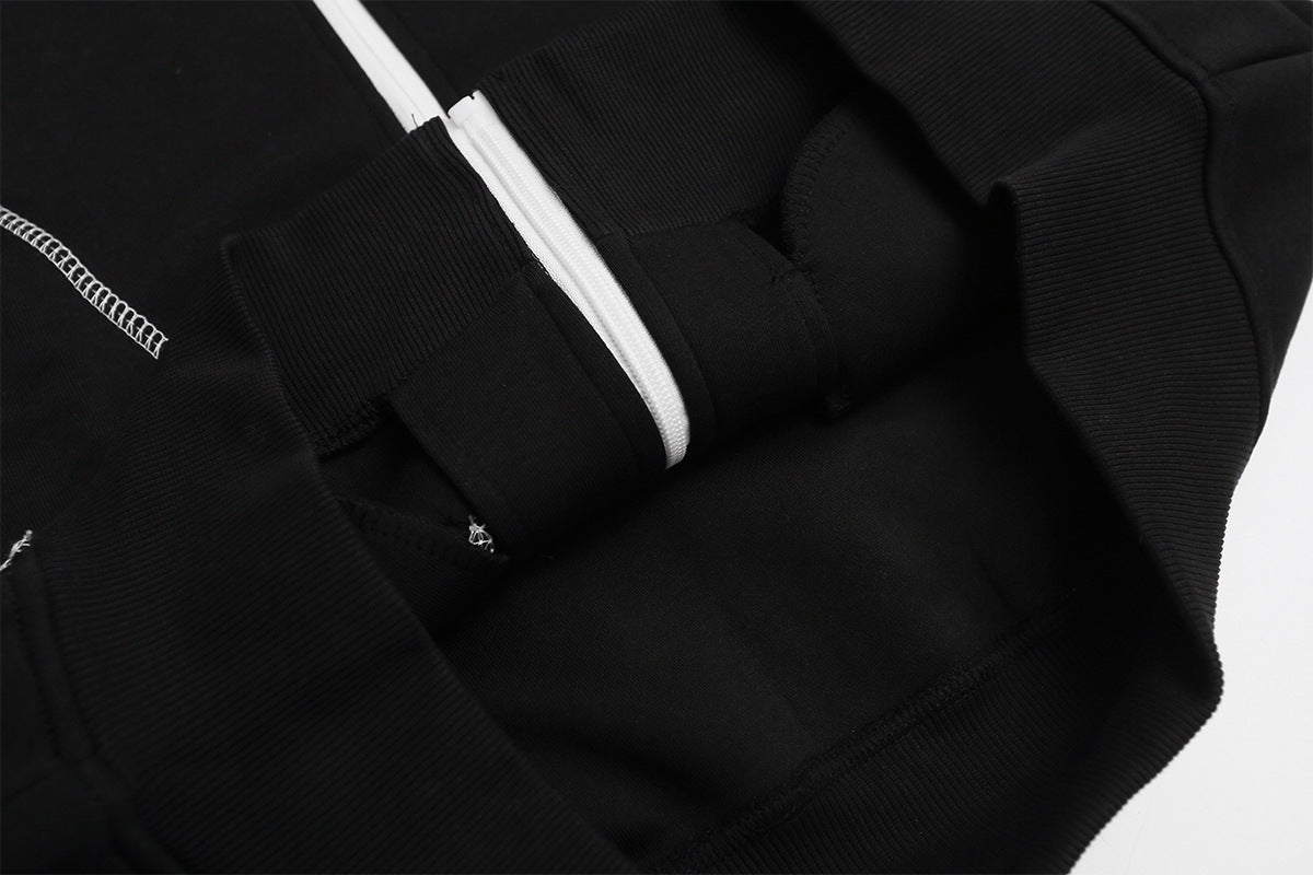 Zip-Hoodie mit kontrastierenden Steppnähten – Kurzer, sportlicher Fit
