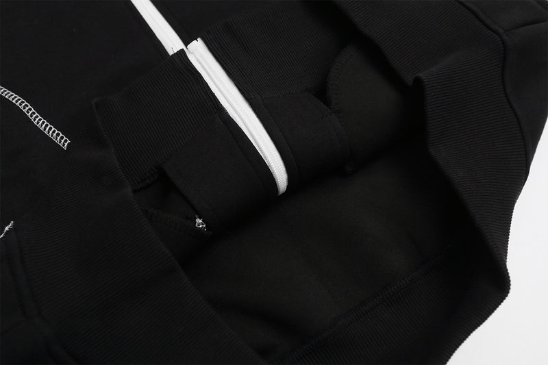 Zip-Hoodie mit kontrastierenden Steppnähten – Kurzer, sportlicher Fit
