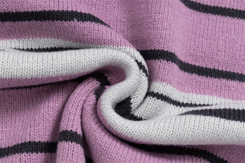 Striped V-Neck Sweater Vest with Dog Embroidery – Relaxed Fit Knit