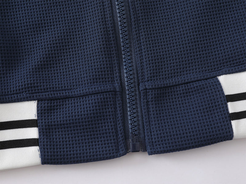 Retro-Trainingsjacken- & Sweathosen-Set – Stehkragen mit Reißverschluss und Fleur-de-Lis-Seitenstreifen