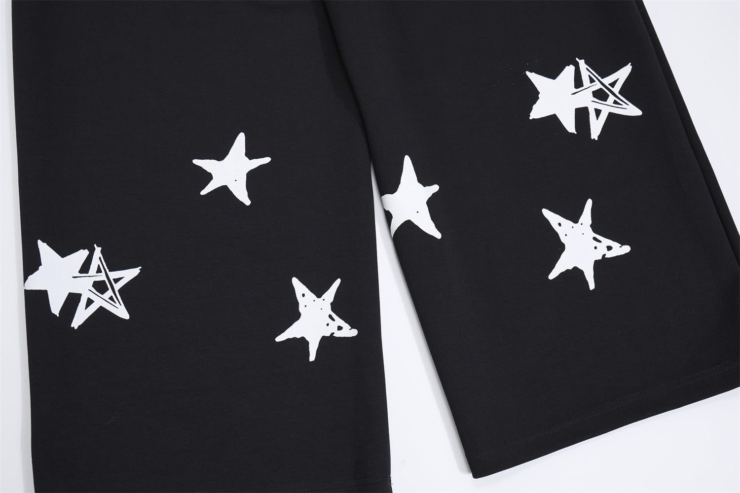 Wide-Leg Sweatpants with Plaid Waistband & Star Print – Trouvaille Graphic