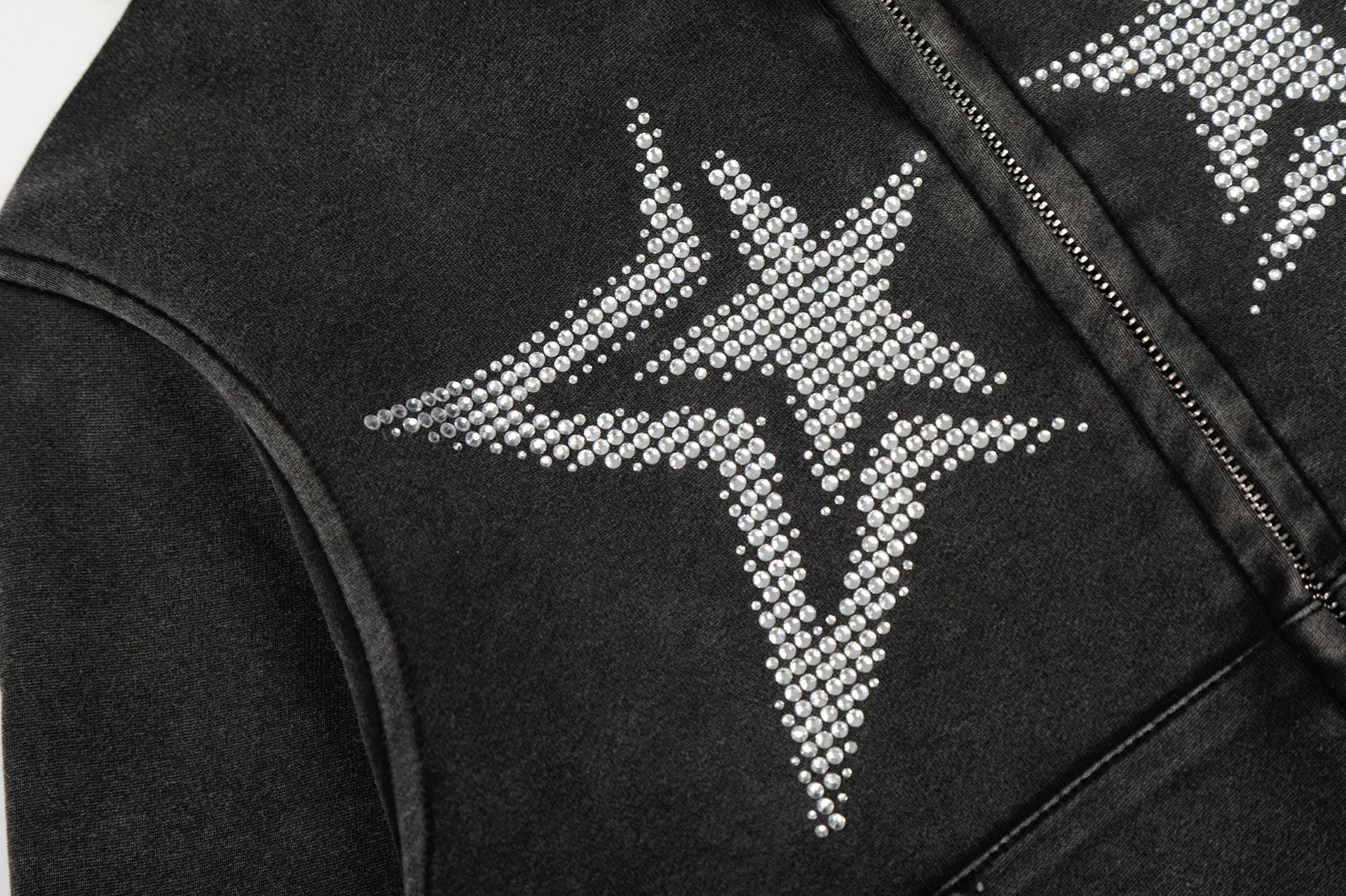 Sweat à capuche zippé Y2K délavé à l’acide avec étoiles doubles en strass – Coupe courte