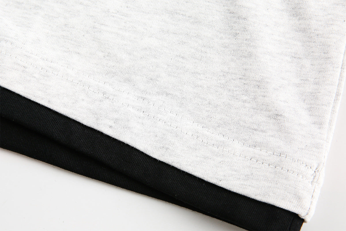 T-shirt graphique manches longues avec col zippé à rivets – Imprimé Black Energy CHN