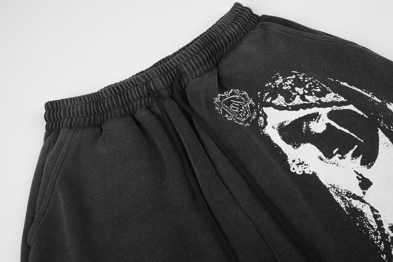 Pantalon de survêtement baggy wide leg avec imprimé gothique Madonna et typographie – Streetwear délavé