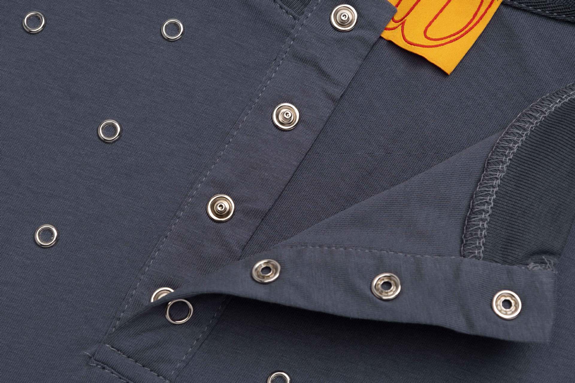 T-shirt Henley homme à manches longues avec détails à œillets – Coupe slim, style américain rétro